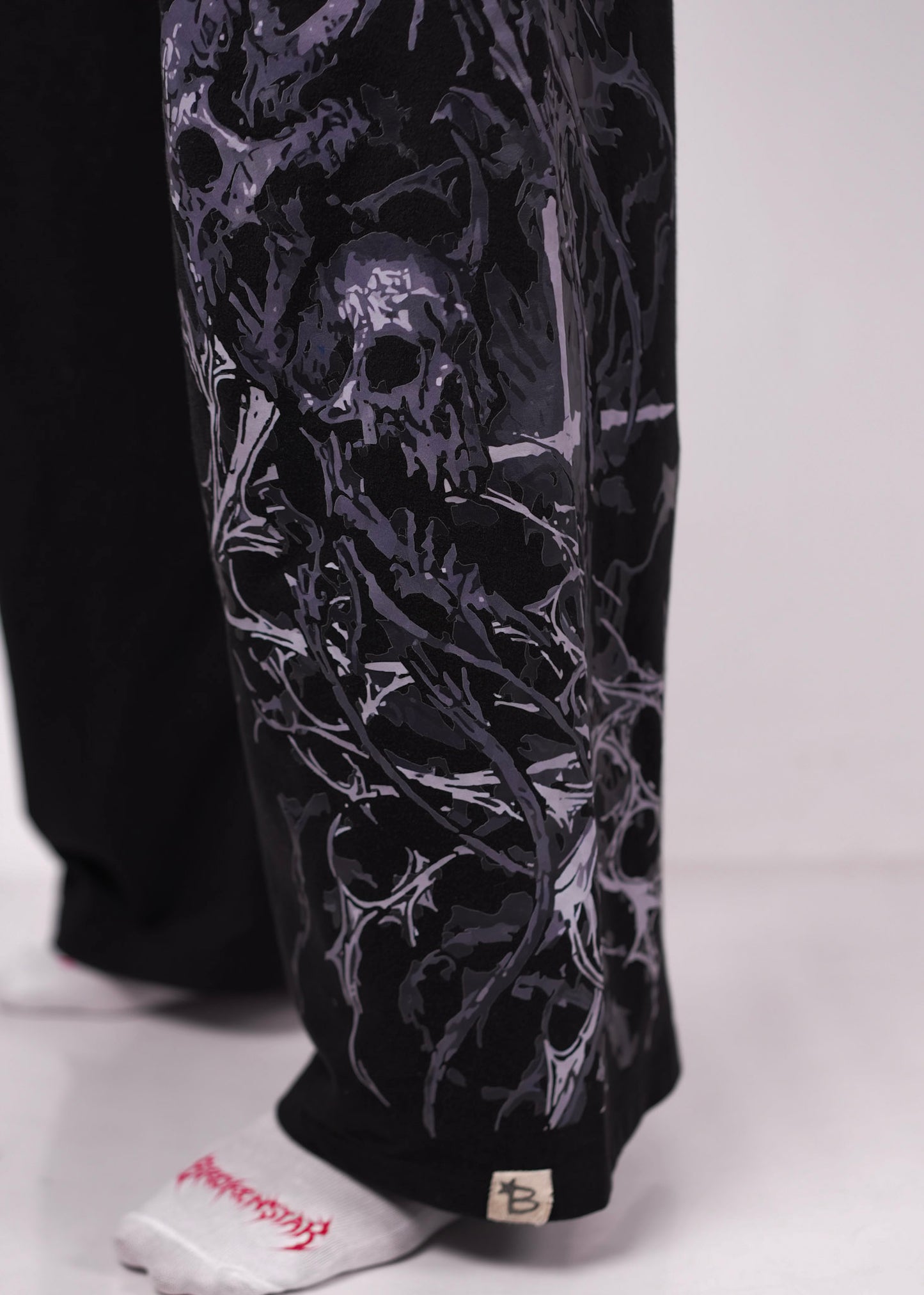 BLACK SKULLED COTTON PANTS
